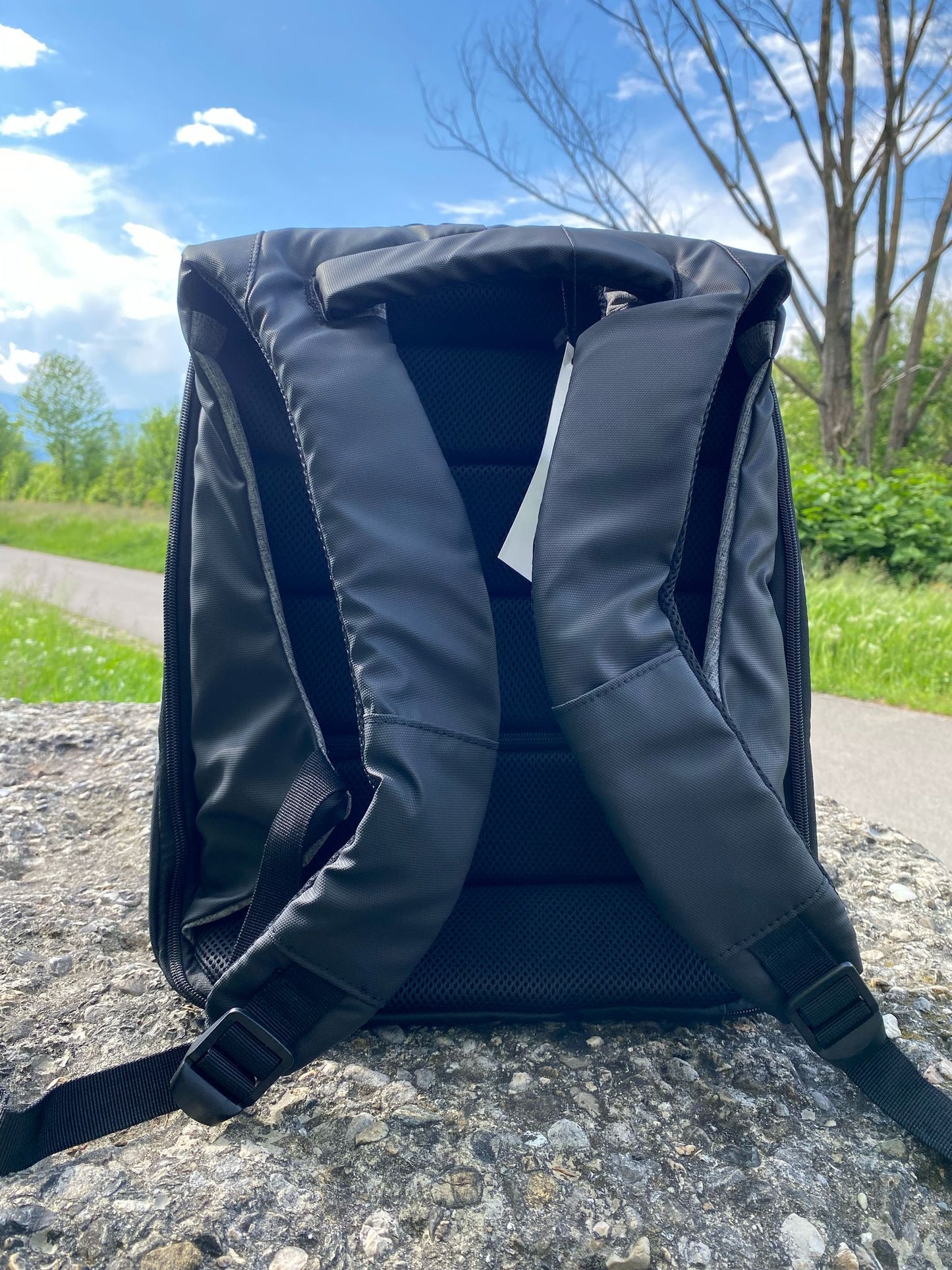 Sac à Dos Solaire KyvanaSun Soléa – Grand Format 6,5W | Élégant & Pratique